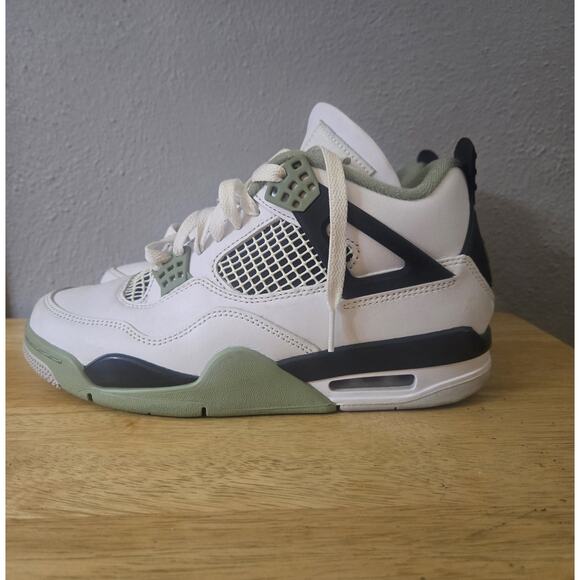 Air Jordan 4 Retro Women's Size 7.5 Seafoam AQ9129-103 - Picture 3 of 8